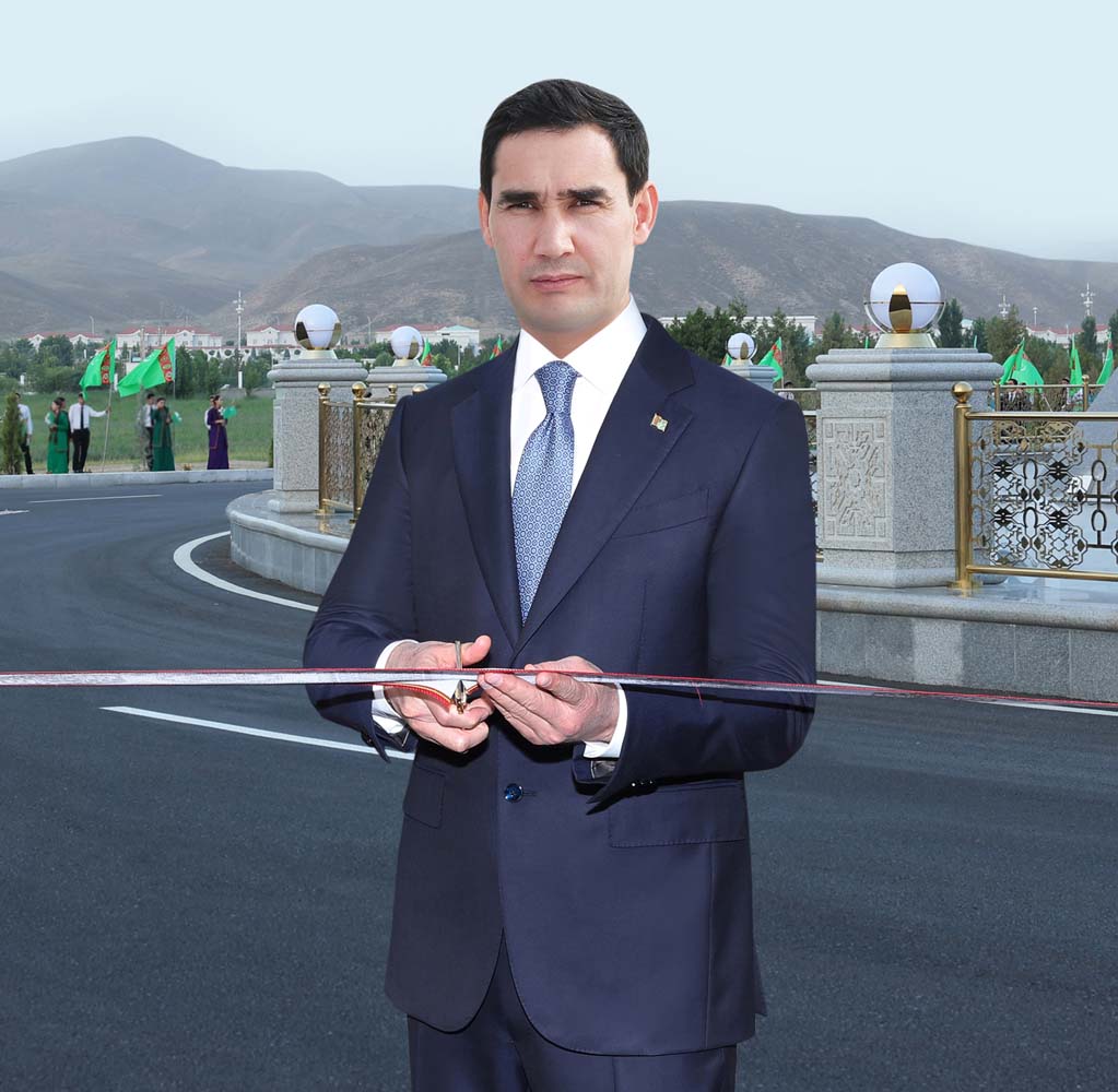 Hormatly Prezidentimiz Serdar Berdimuhamedow täze şäheriň açylyş dabarasyna gatnaşdy